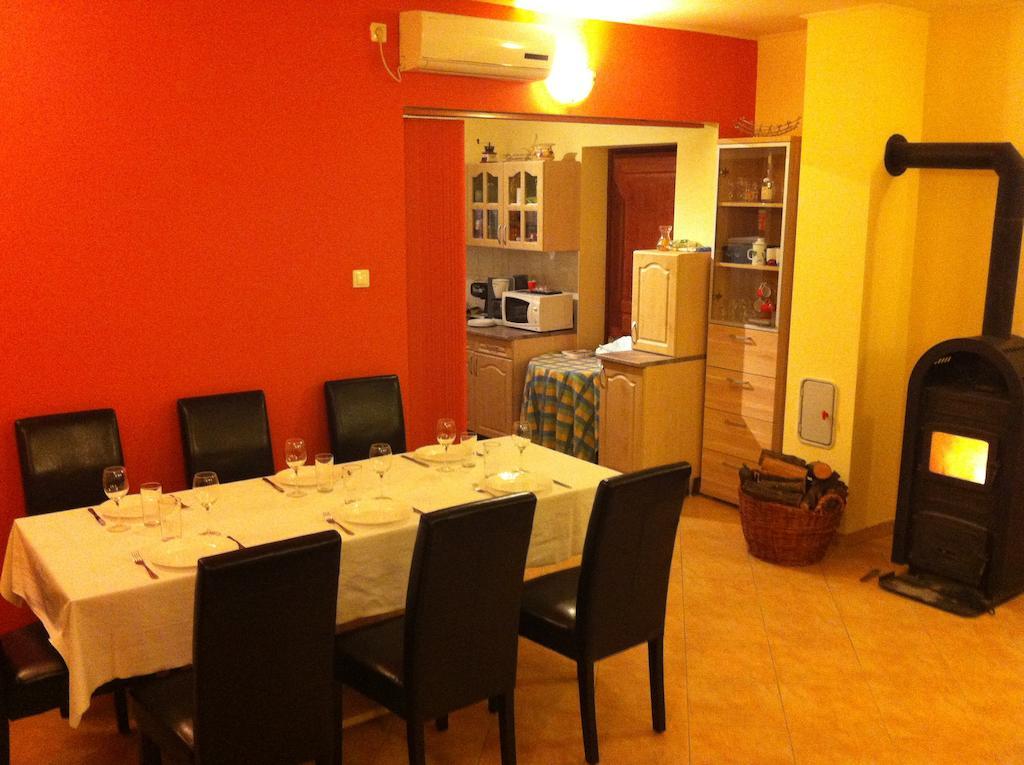 Bibic Vendeghazak Hotel Nagybajom Екстериор снимка