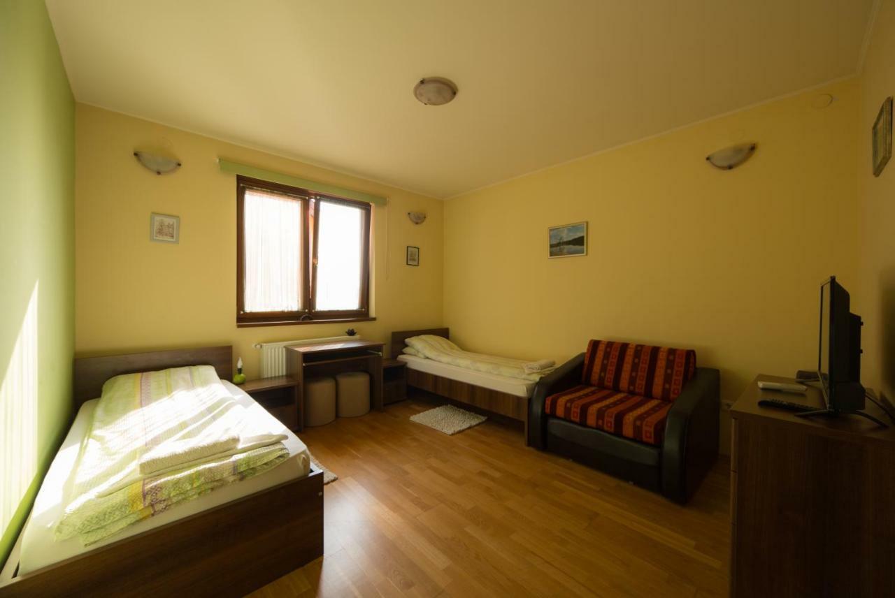 Bibic Vendeghazak Hotel Nagybajom Екстериор снимка